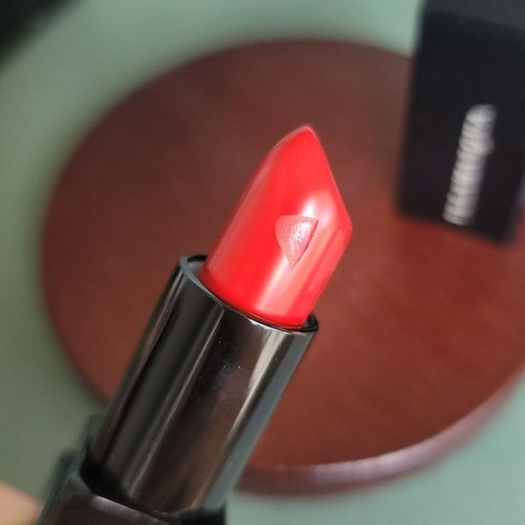 ILLAMASQUA Antimatter Lipstick - Midnight - Small Knick - Picture 10 of 16